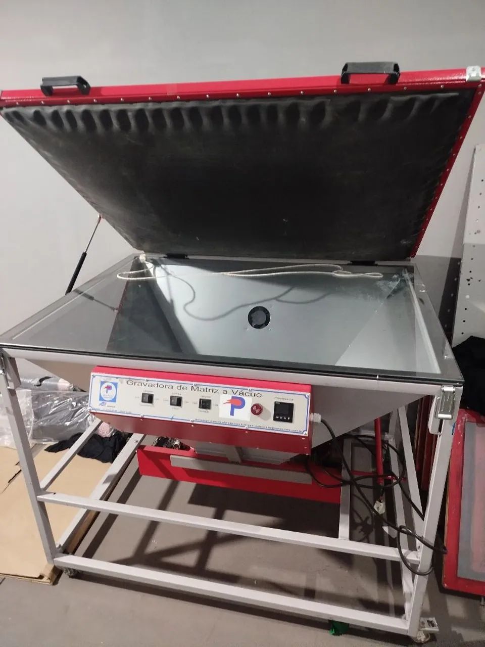 Mesa gravadora à vácuo para serigrafia 
