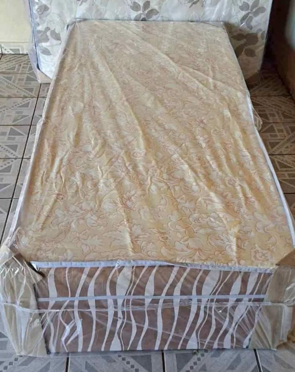 Cama Box Solteiro Nova