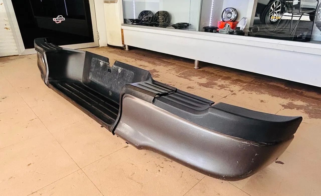 Parachoque Hilux completo  - Foto 2