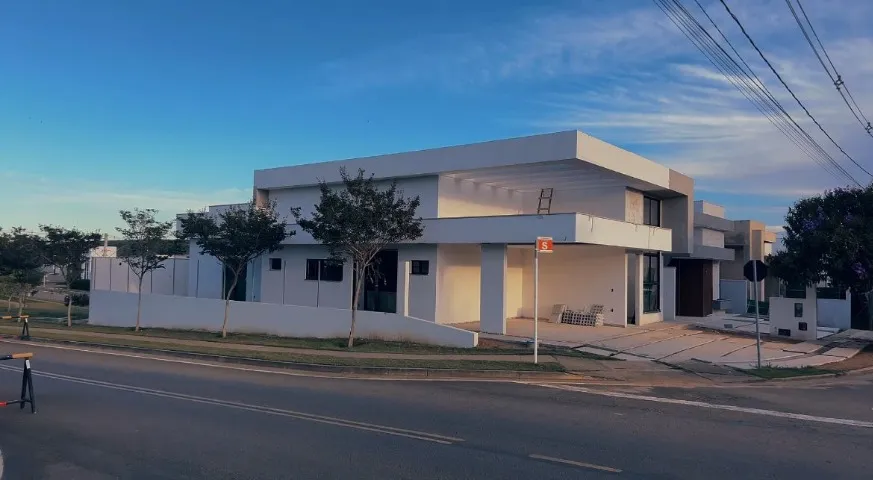 CASA TÉRREA, 200M², ALPHAVILLE 2, VITÓRIA DA CONQUISTA/BA