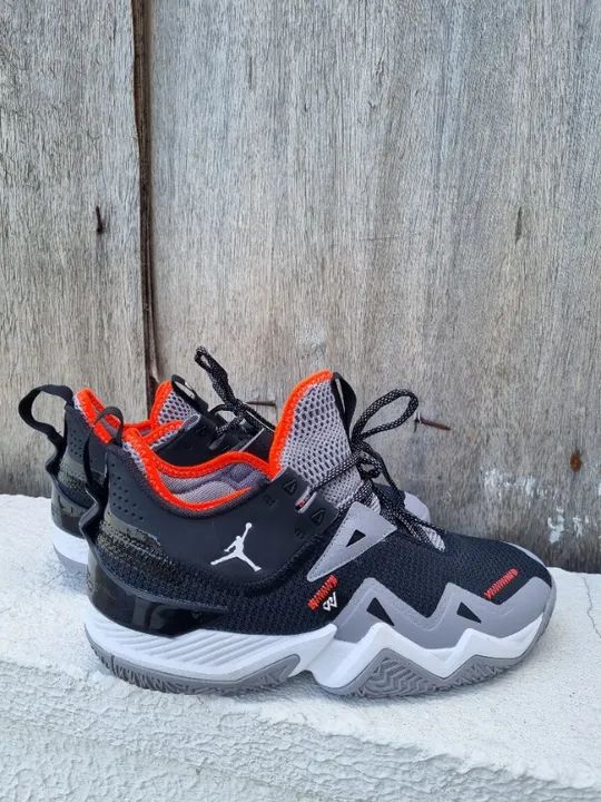 Tênis de basquete Nike Jordan Westbrook One Take, Black/White-cement Grey - Foto 4