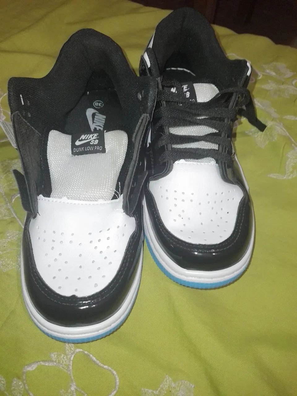 Tênis Nike Dunk Low Preto e Branco - Foto 3