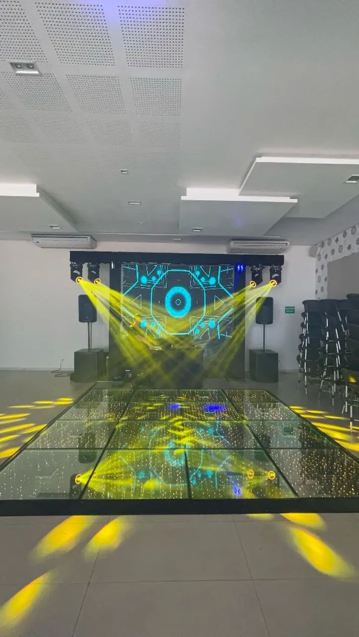Som, iluminação e Dj 