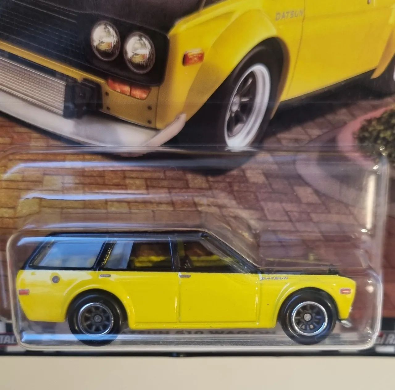 Hot Wheels Premium - Datsun 510 Wagon - Amarela Preta
