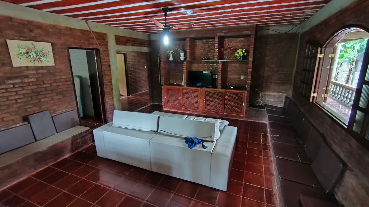 Venda casa linear bicuda pequena Macaé RJ  - Foto 5
