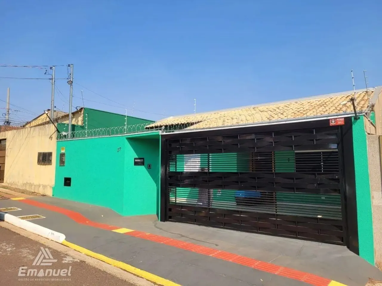 591 - CASA A VENDA NO CORONEL ANTONINO