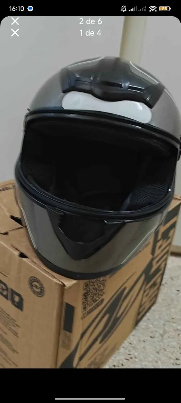 Capacete de Moto - Design Moderno