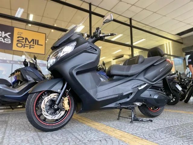 DAFRA MAXSYM 400 - 8.770KM - 2024 - DEN