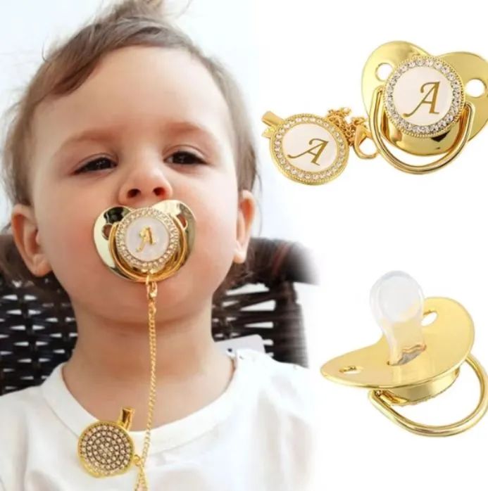 Chupetas de luxo com nome personalizado para bebês - Foto 3