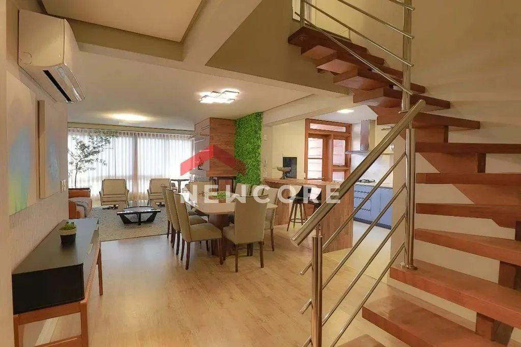 Apartamento em Avenida das Hortênsias - Centro - Gramado/RS