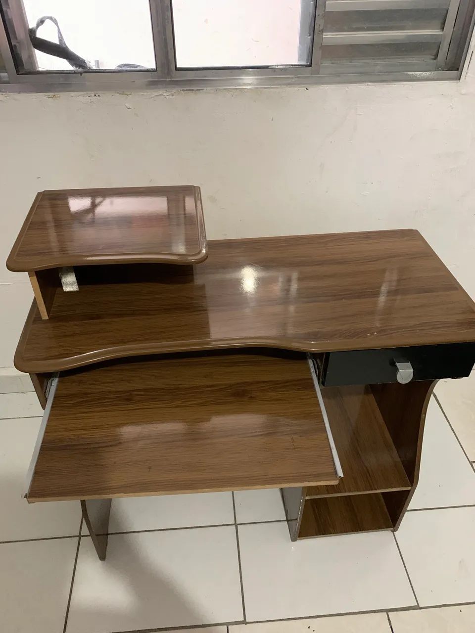 Mesa Para Escritório de Madeira  - Foto 3