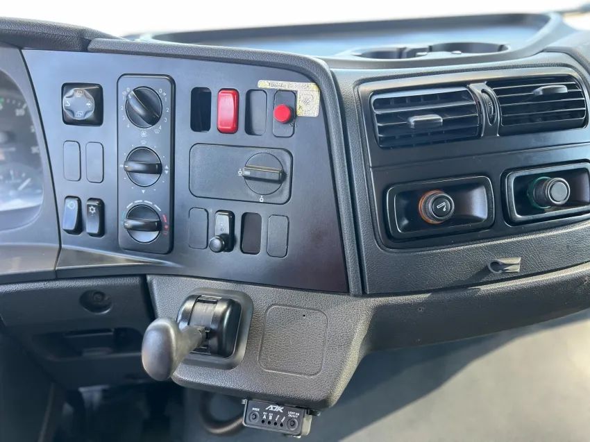 Mercedes-Benz Atego 2426 6x2 | Selectrucks - Foto 9