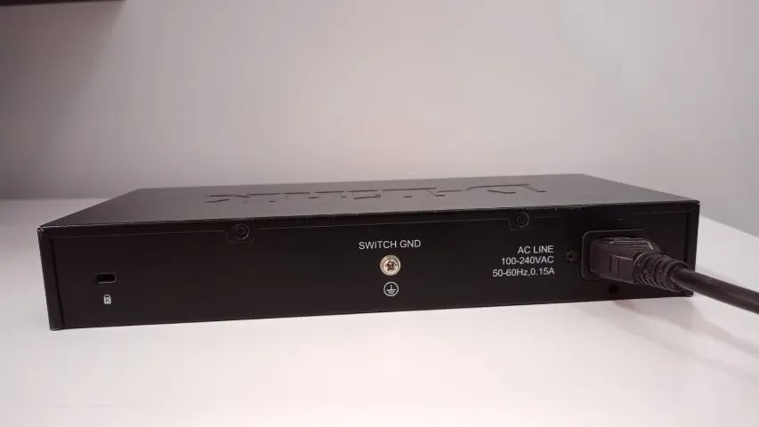 Switch  D-Link DES-1024D - Foto 3