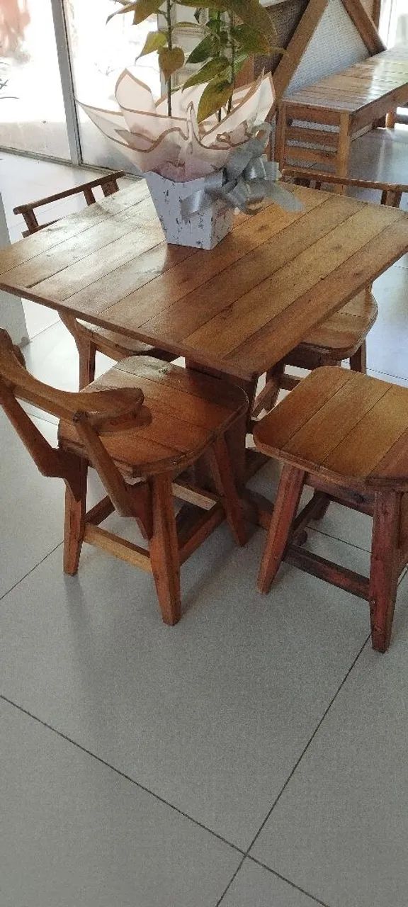 Conjunto de Mesa e Cadeiras de Madeira Rústica - Foto 5