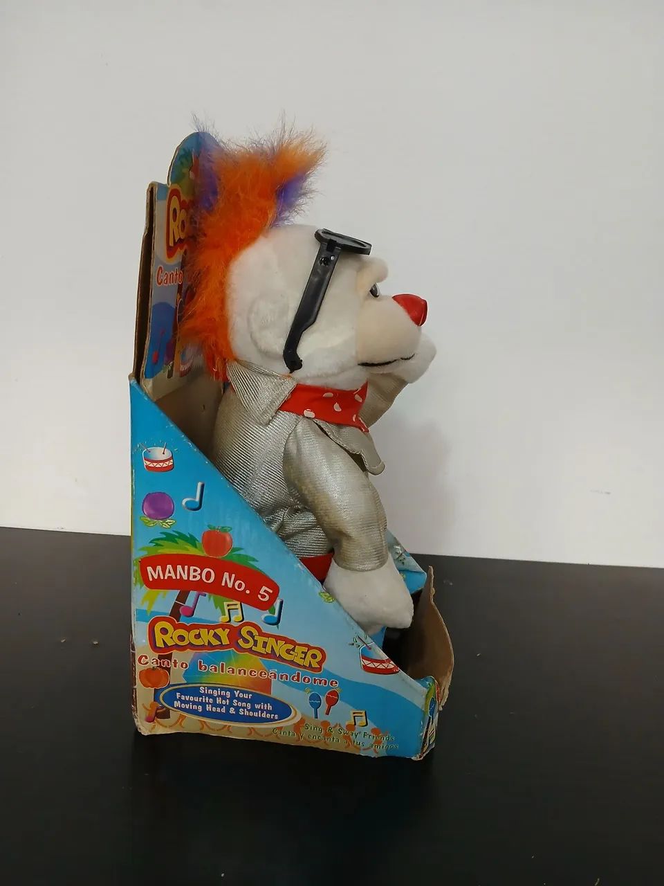 Boneco Rocky Singer - Foto 2