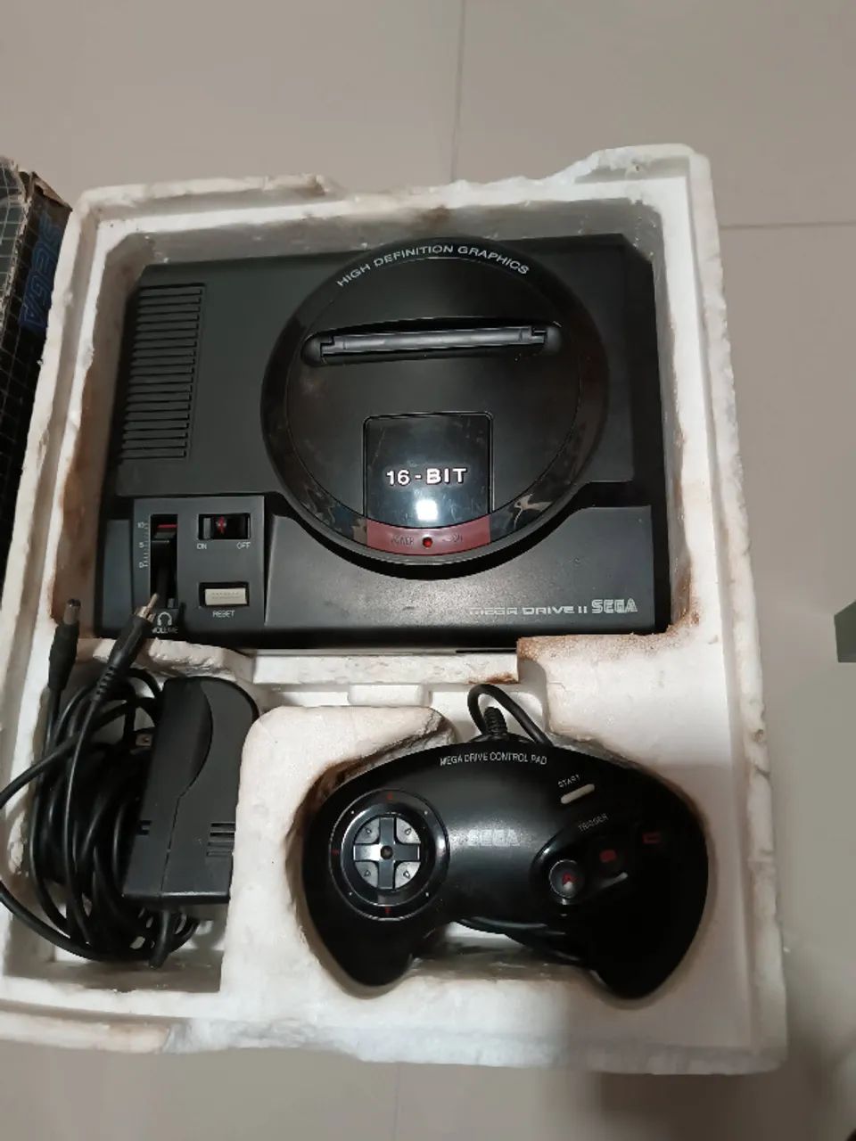 Sega Mega Drive 2 (Sonic) - Foto 2