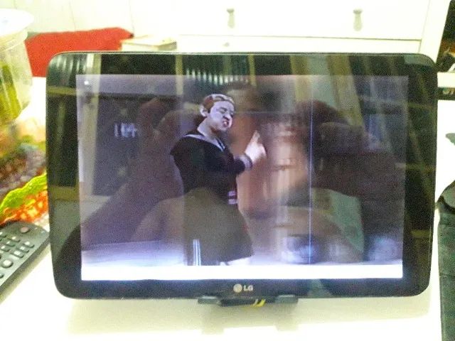 Tablet lg64169279562371124