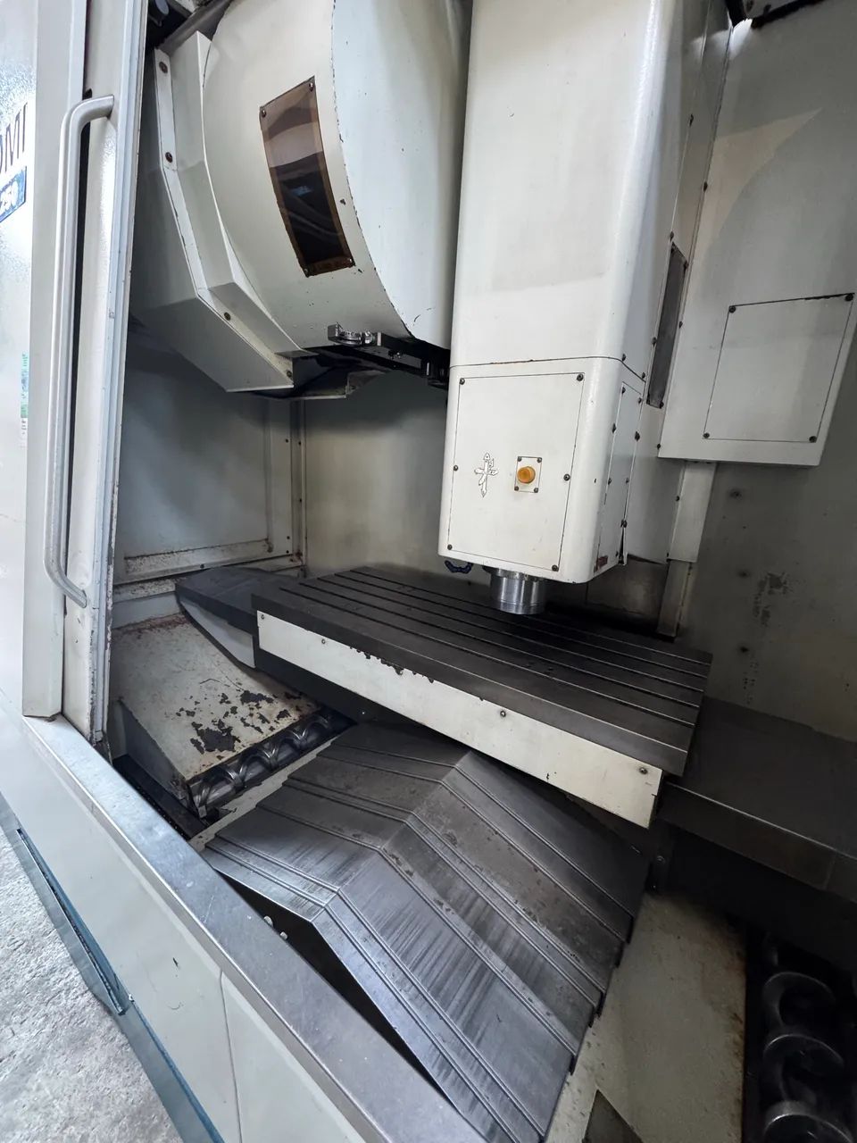 Centro de usinagem Romi 1250 - Foto 5