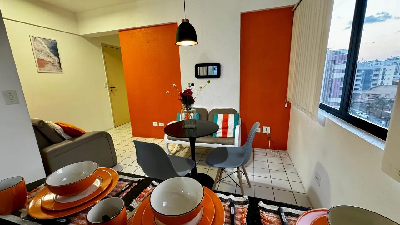 Alugo quarto e sala todo mobiliado na Jatiúca