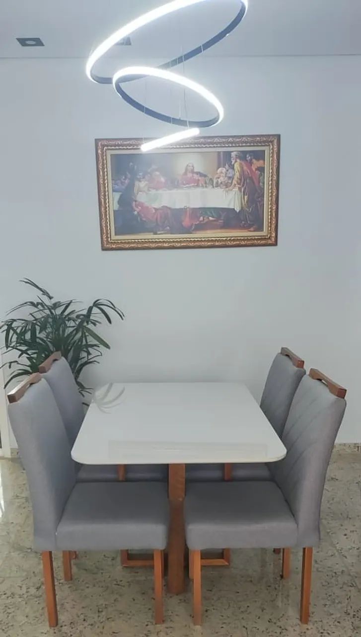 Dining Table and Chairs Set – Modern and Elegant!64739708485378121