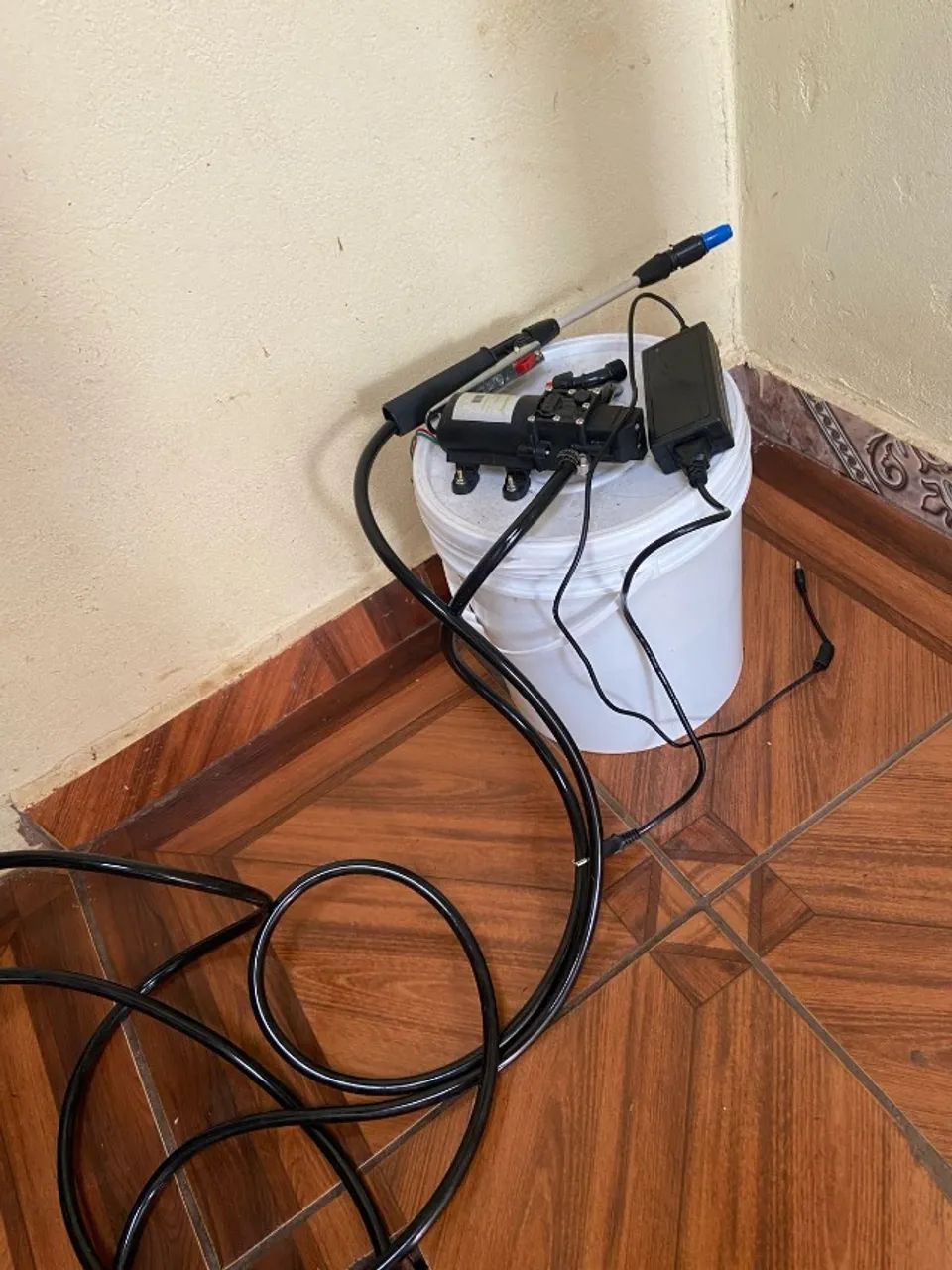 Máquina de Ar Condicionado Split 100 Psi 12 Litros Ld  e Bolsa Coletora 7/24 Mil Btus GBma - Foto 2