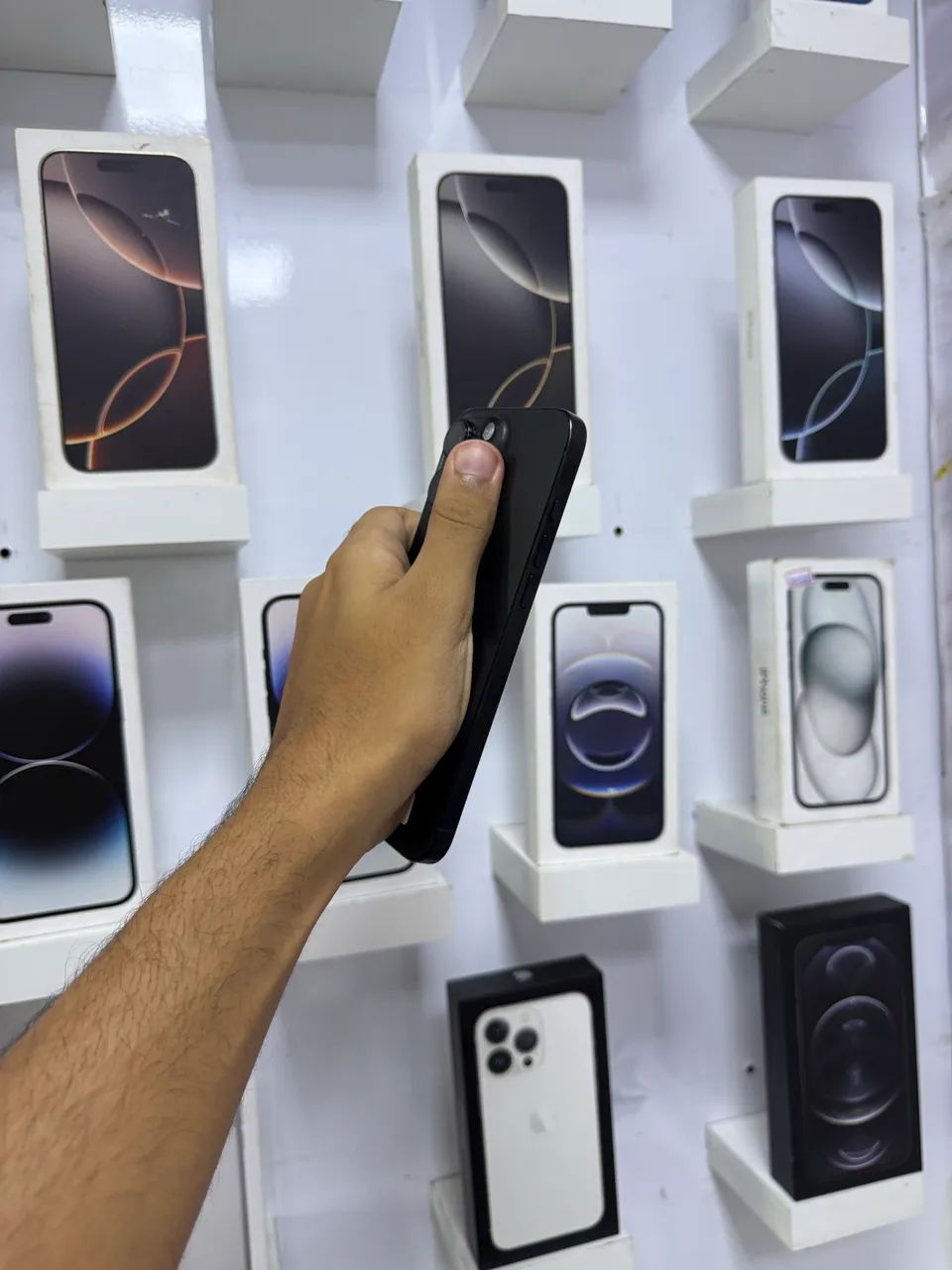IPHONE 16 PRO MAX PRETO 256 GB 92% - Foto 4