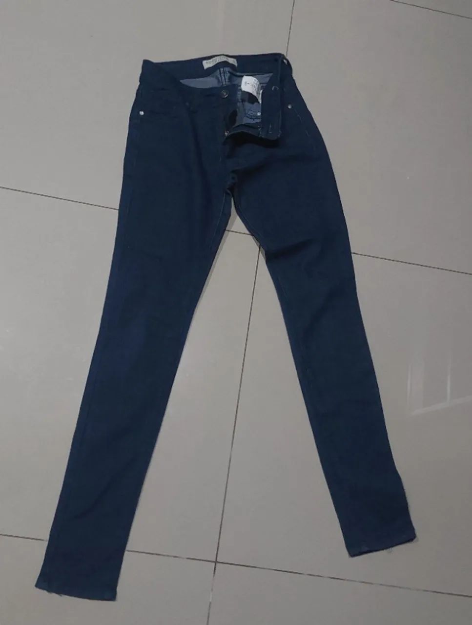 calça jeans feminina seminova - Foto 3