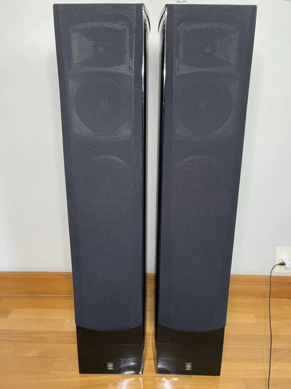 Par de Caixas Acusticas Yamaha NS 555 em perfeito estado - Foto 2