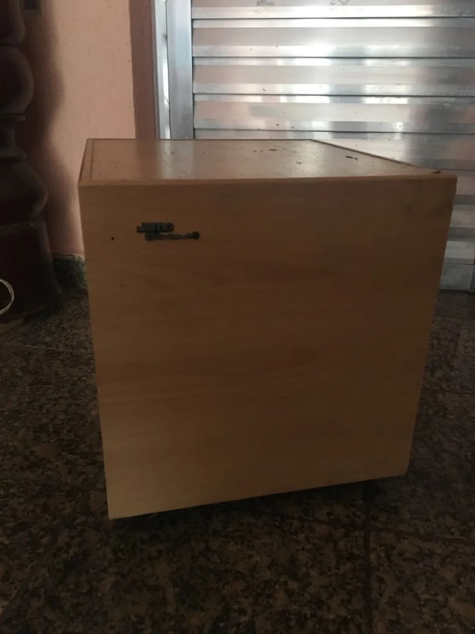 Caixa de Som Subwoofer Jamo E4SUB.1 - Foto 4