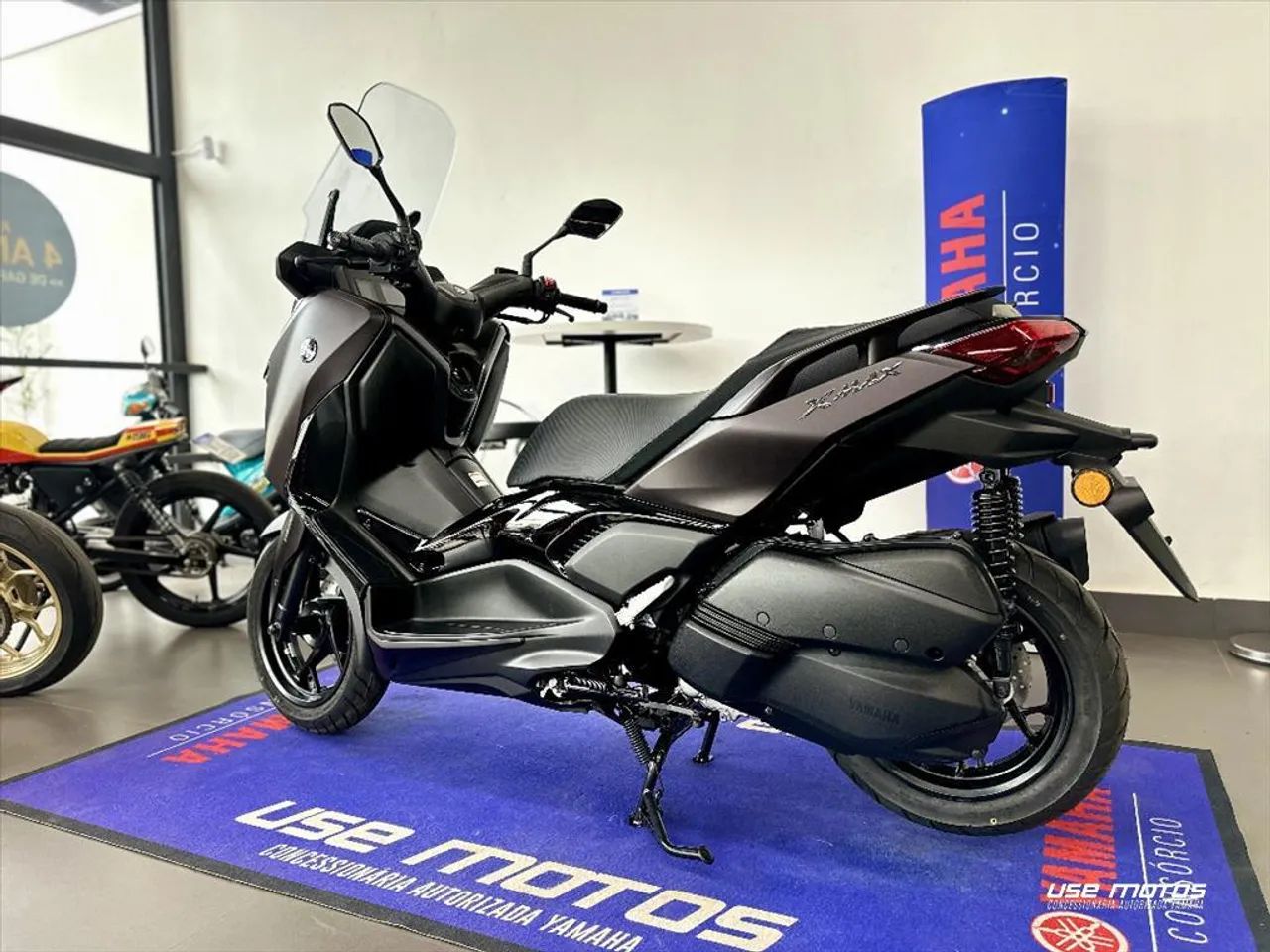 YAMAHA XMAX 300 CONNECTED ABS - Foto 4