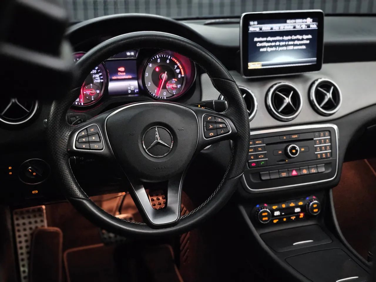 Mercedes-Benz GLA 200 Enduro 1.6 TB 16V Flex Aut. 2016 - Foto 11