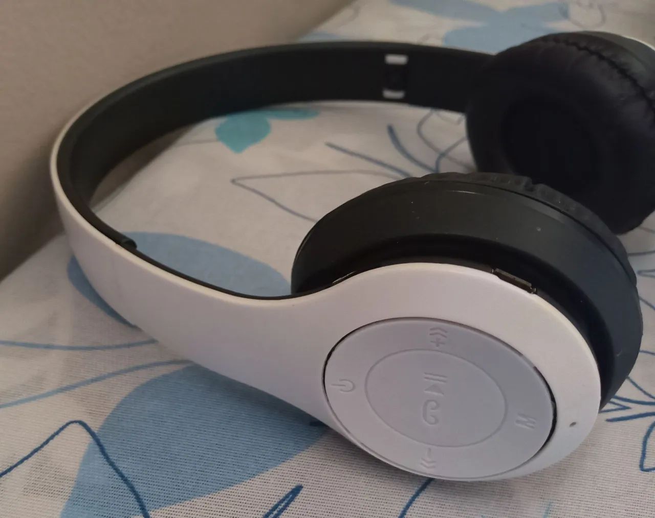 Fone P47 sem fio Bluetooth  - Foto 3