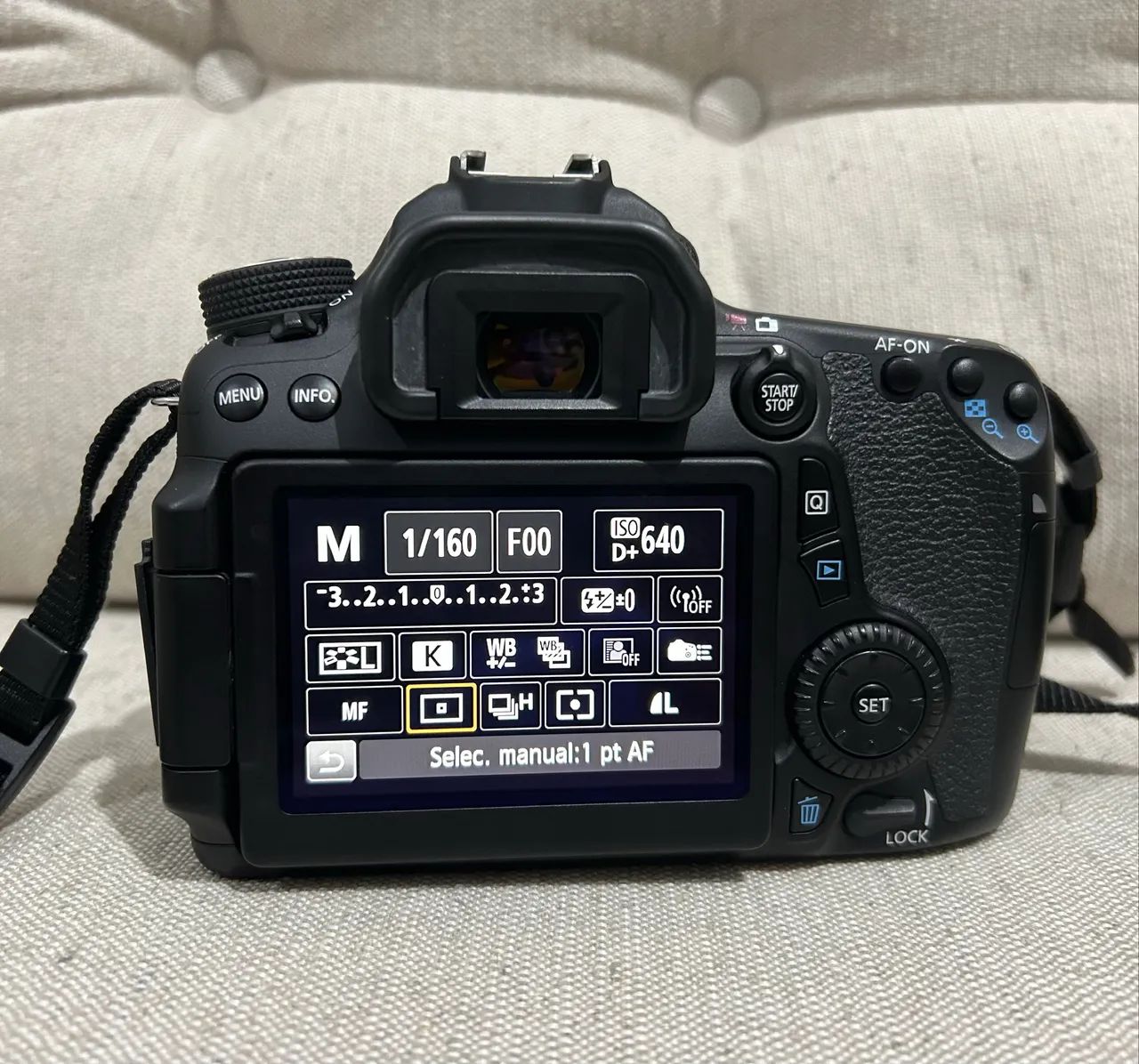 Câmera Canon 70D - Foto 2