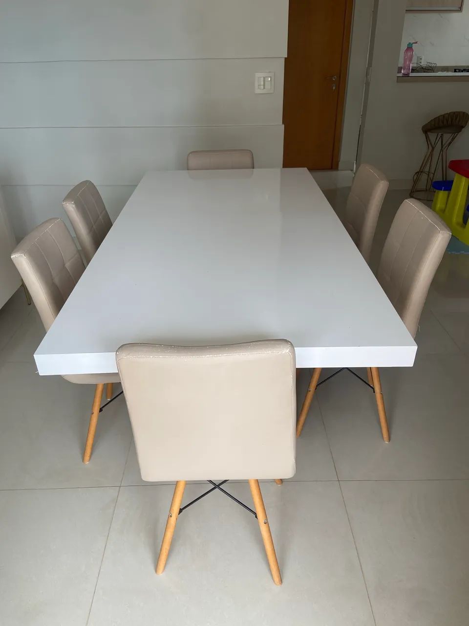 Mesa com cadeiras  - Foto 4