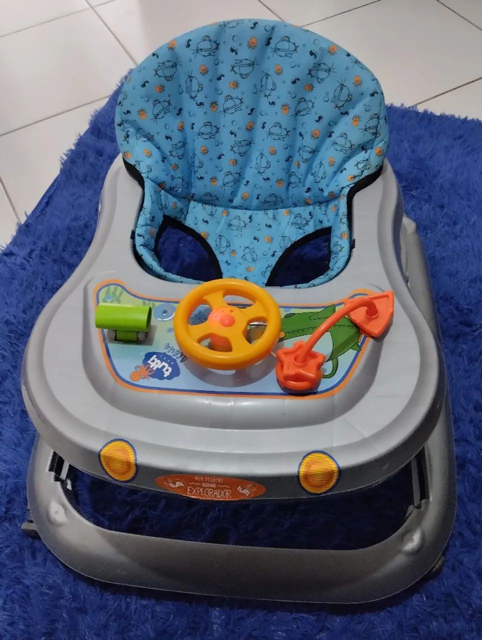 Andador menino