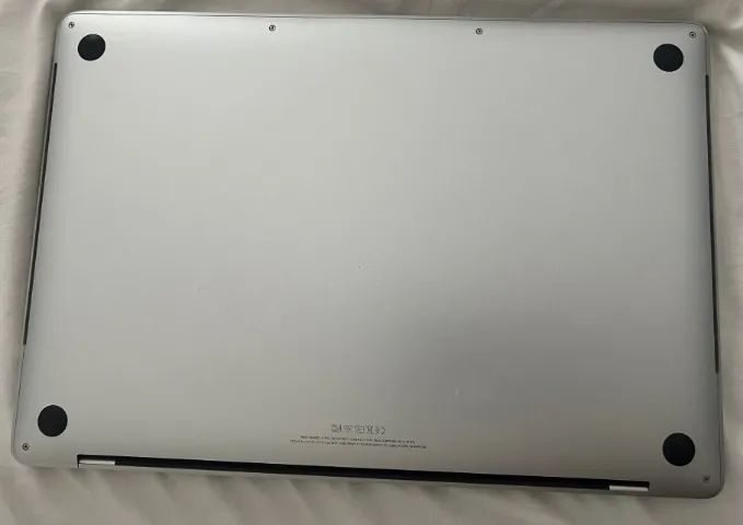 MacBook Pro 15 polegadas Intel Core i7 6-Core - Foto 5