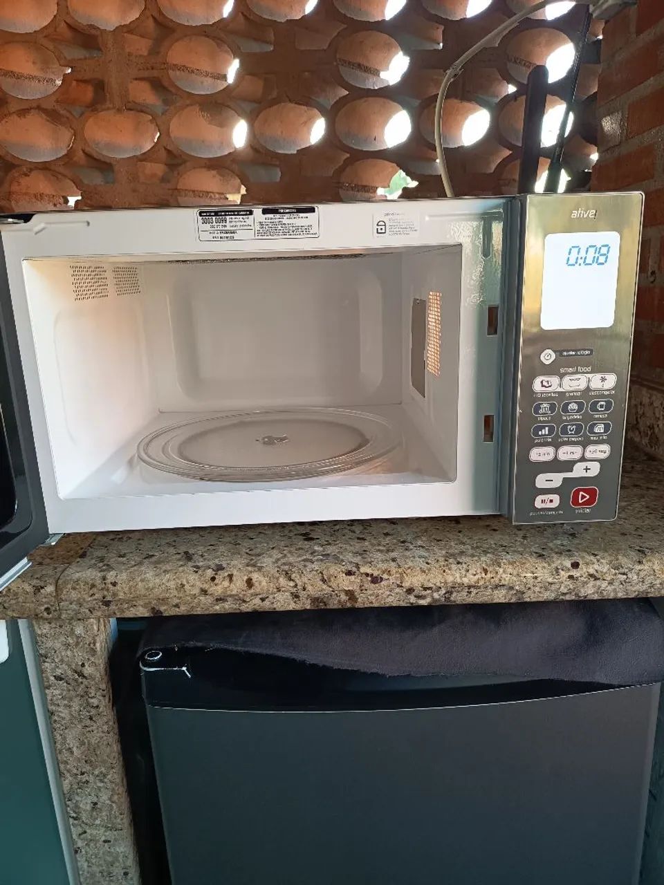 Microondas Brastemp espelhado 31L - Foto 3