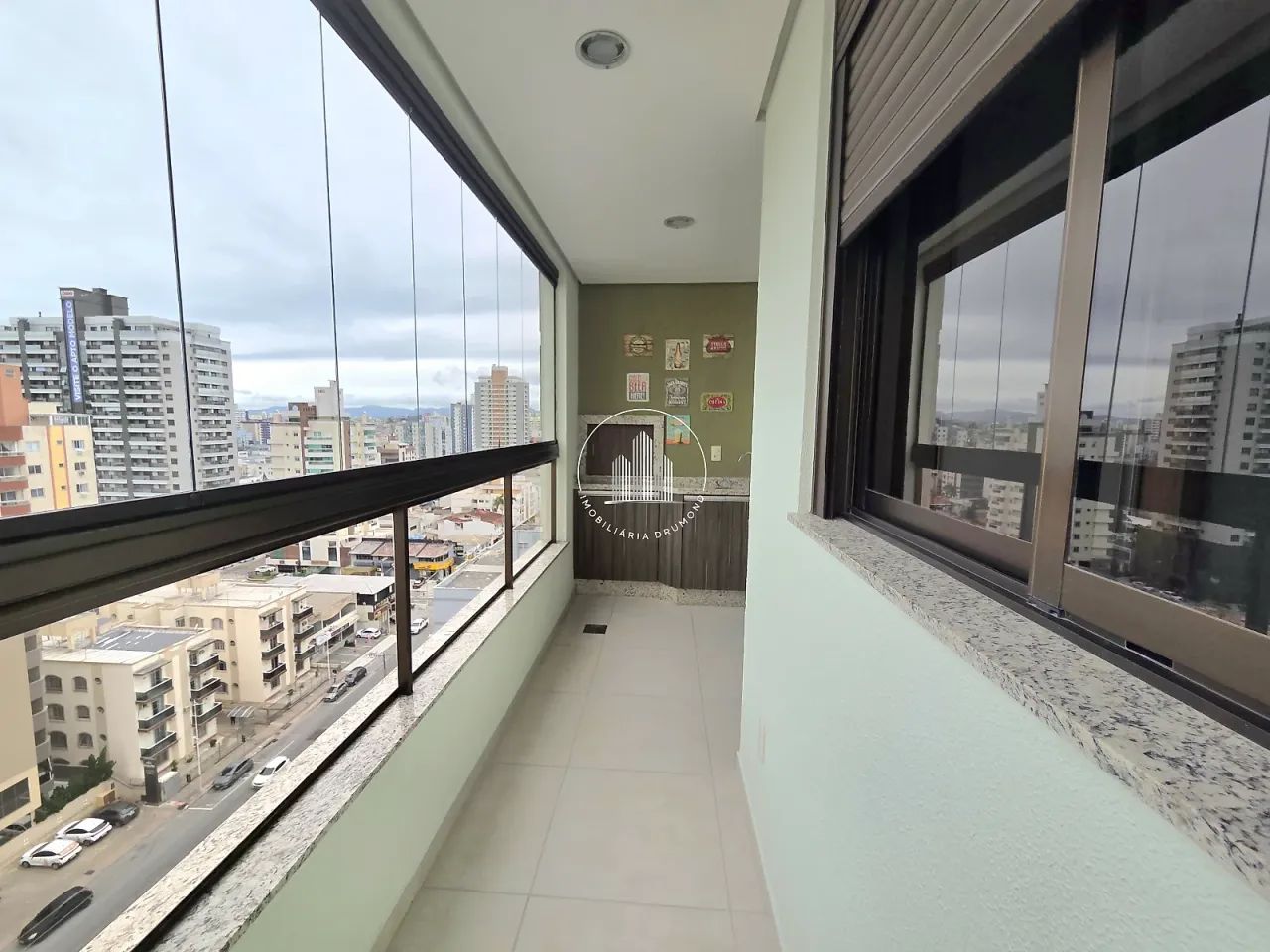 Apartamento 2 Quartos com 1 Suíte e 99m² - Kobrasol - EST - Foto 2
