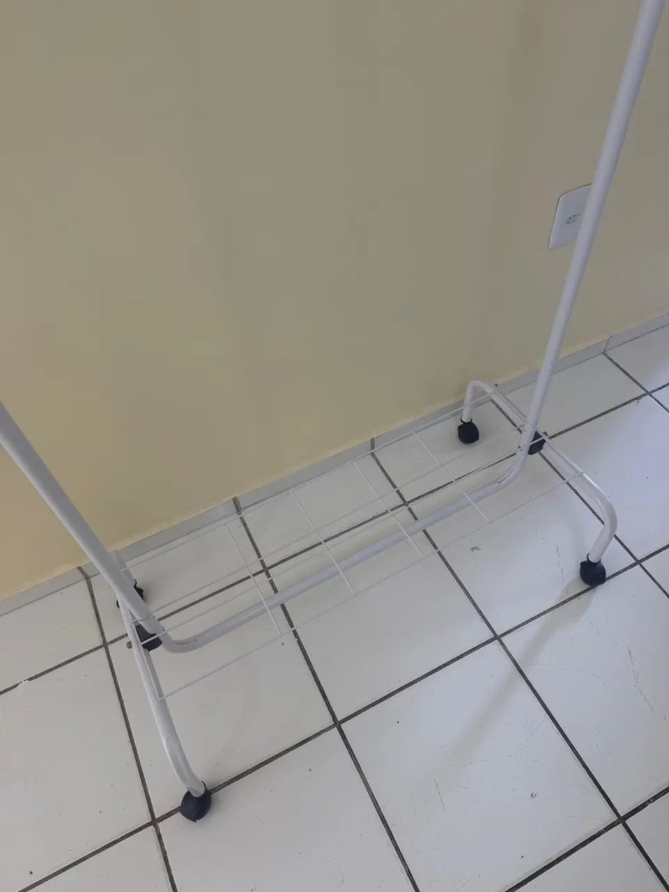 Arara de roupa - Foto 3
