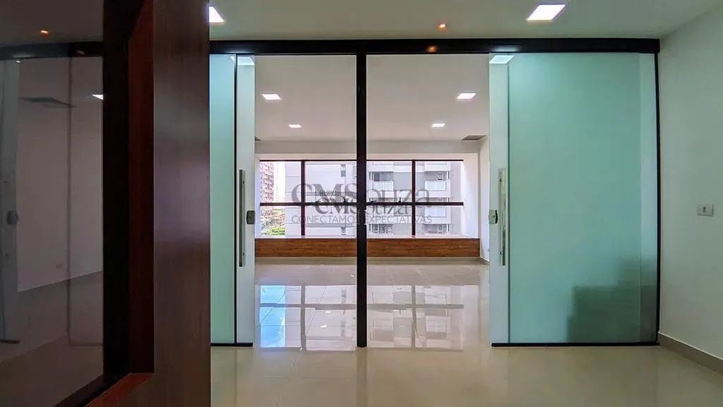 Sala comercial para alugar no Edifício Geneve  46 m², 1 vaga  Gleba Palhano, Londrina - Foto 2