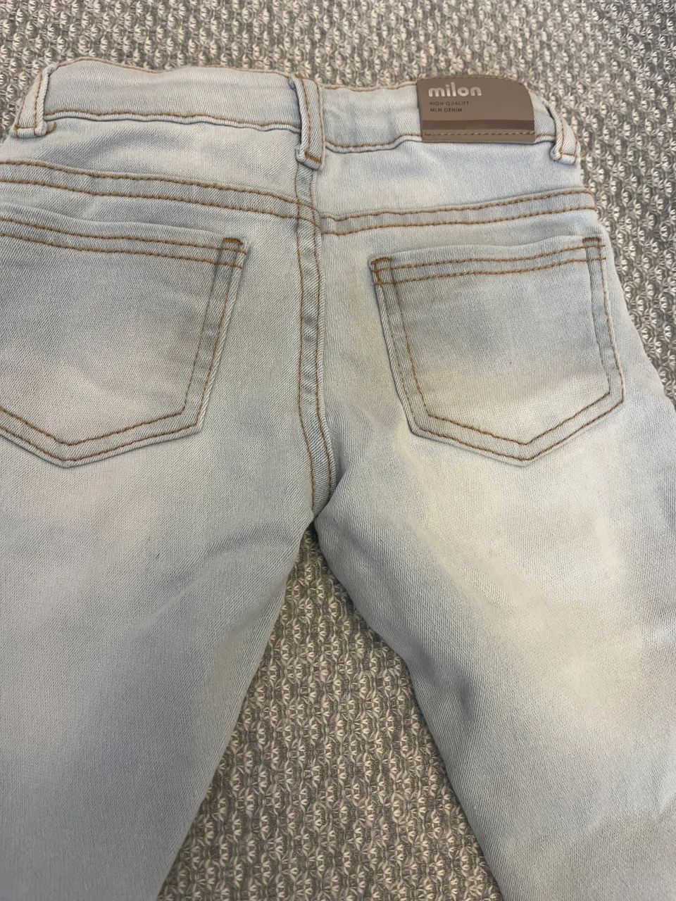 Calça jeans Milon usada tamanho 4  - Foto 3