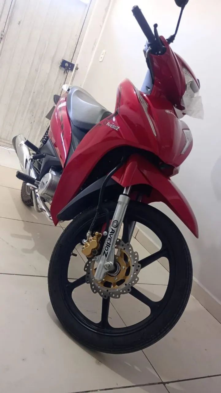 Moto Avelloz - Foto 2
