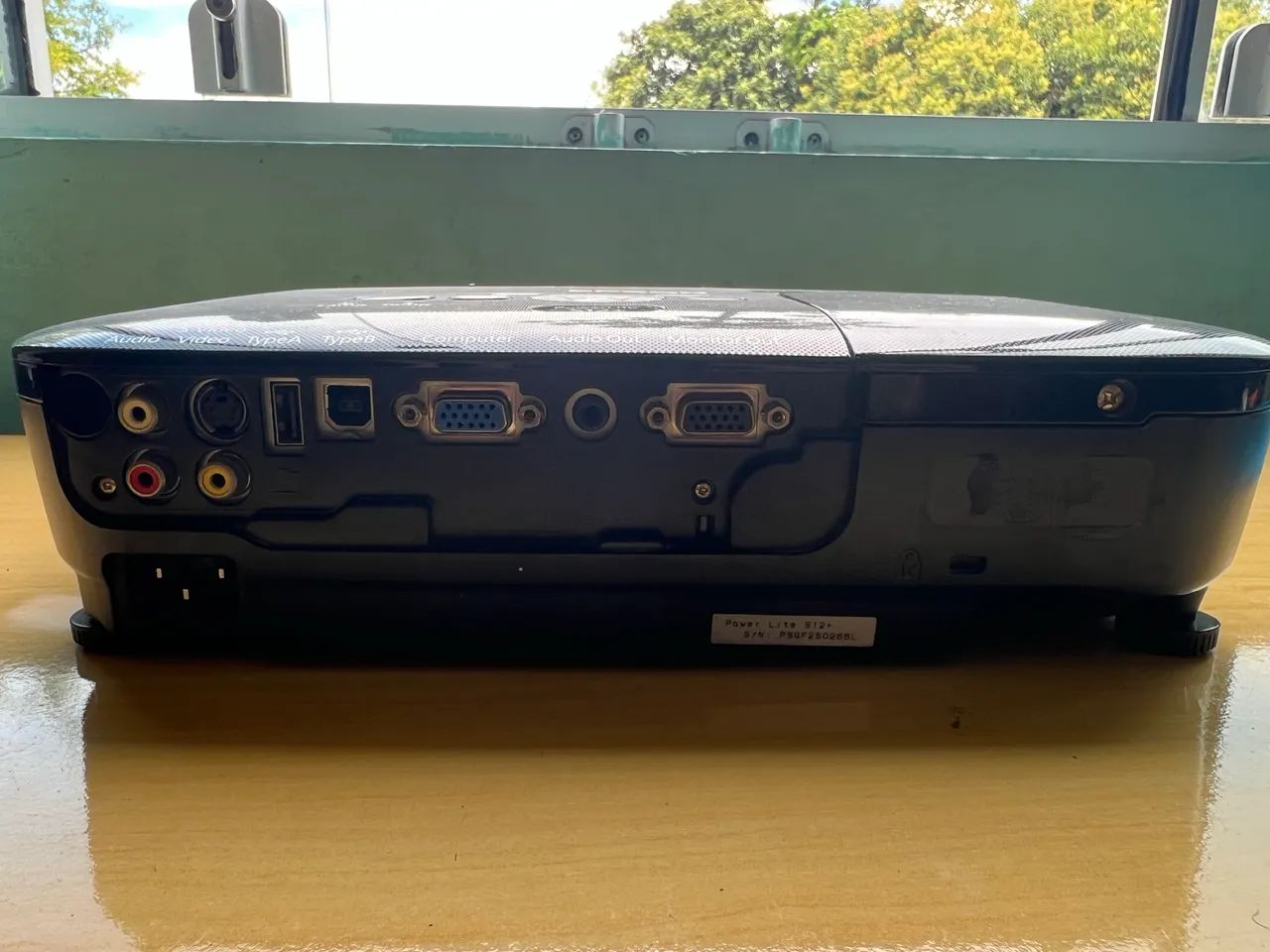 Projetor Epson PowerLite S12+ - Foto 4