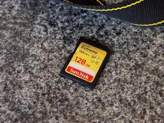 Câmera Nikon d5600 kit NOVA - Foto 3