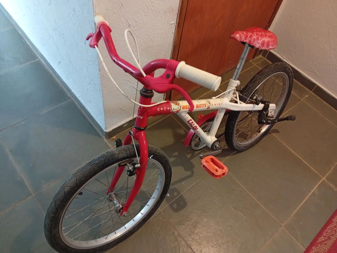 Bicicleta Caloi Hello Kitty  - Foto 3