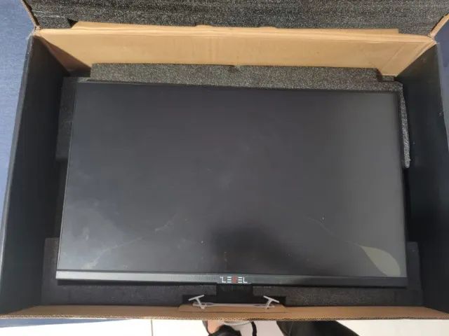 Monitor 27 Polegadas Com Defeito - Foto 2