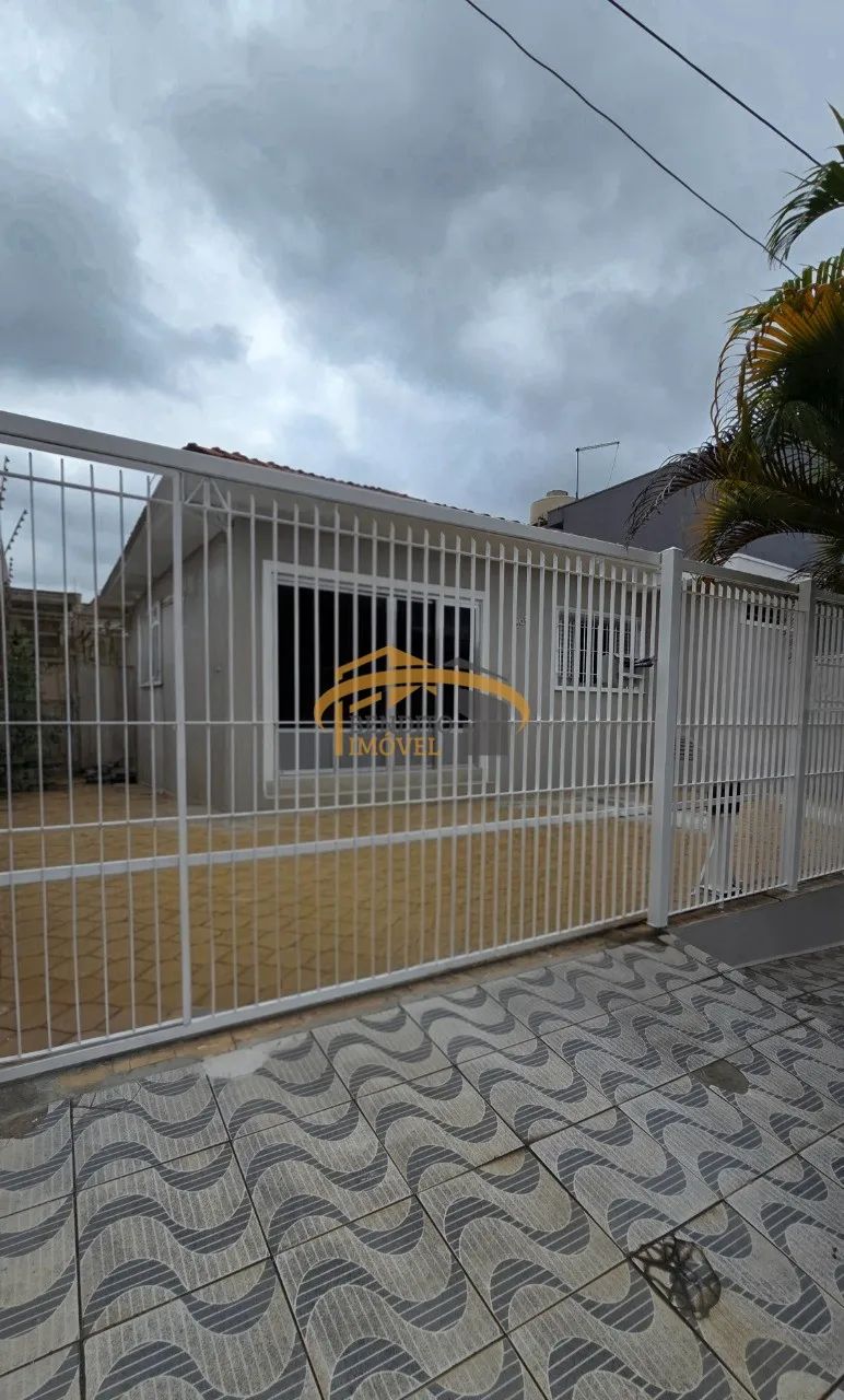Casa Térrea para locação, 2 dormitórios, 1 suite, quintal e Edícula (1 dormitório, sala, c