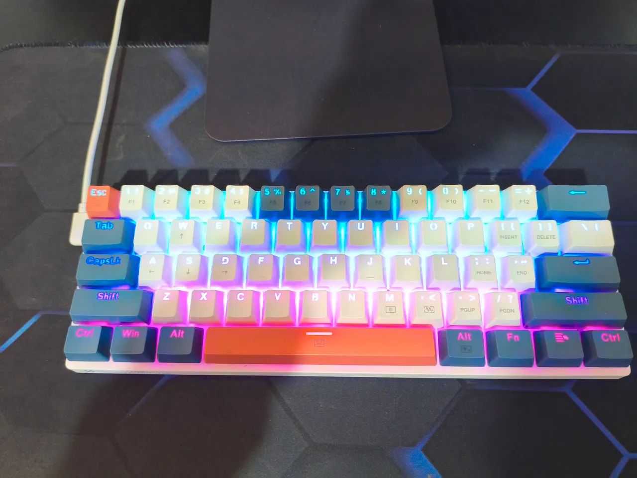 Teclado Gamer machenike K500 B61 