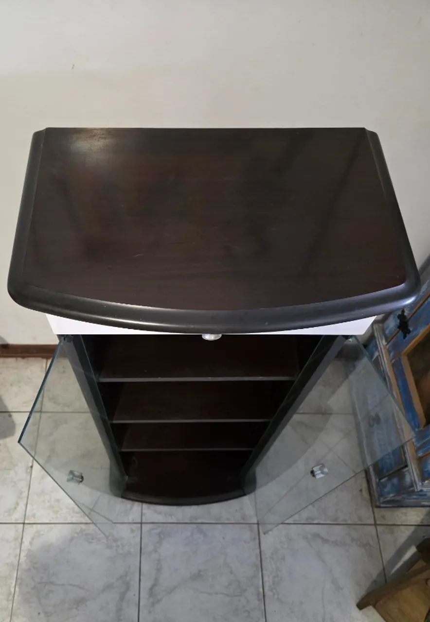 Armário com porta de Vidro - Foto 3