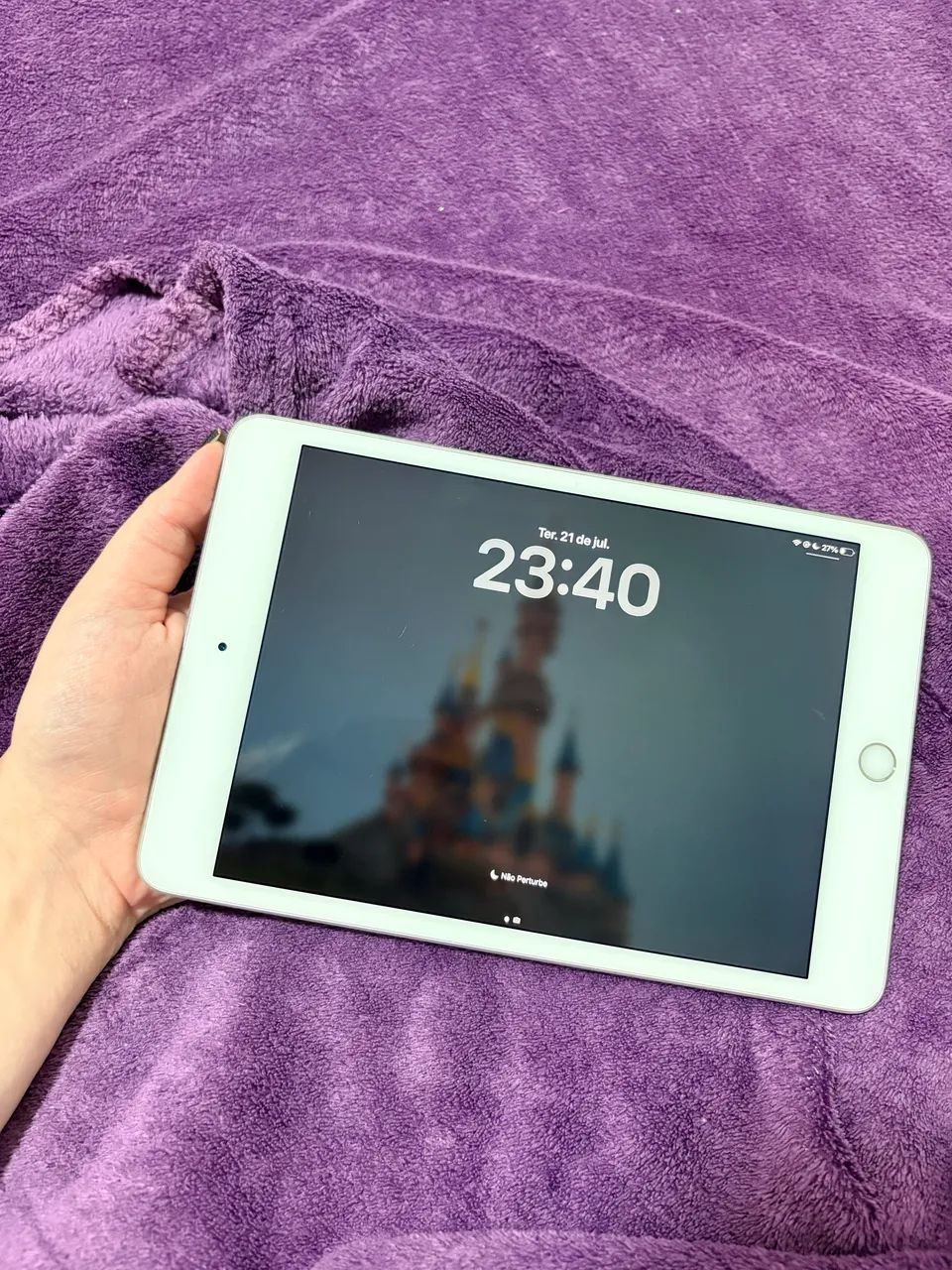 Vendo iPad Mini 5 em excelente estado - Tudo funcionando perfeitamente!